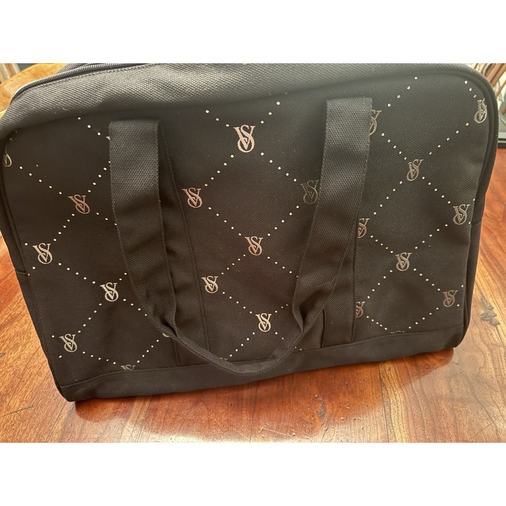 Victoria's Secret Rhinestone Diamante Shine Quilted‎ Design Duffle New With Tags